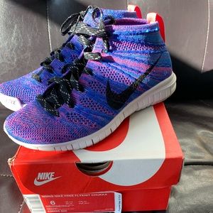 Women’s Nike Free Flynit Chukka